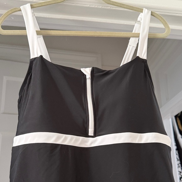 NWT Lands' End Black and White Women's Swim Dress One Piece. Size XL / 18 - Picture 2 of 10